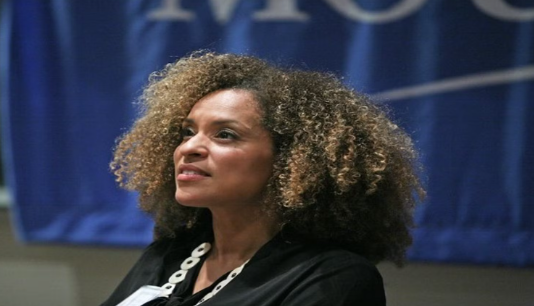 Karyn Parsons Net Worth